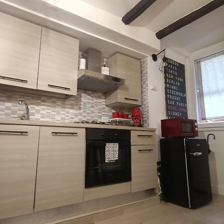La Casa Di Leo Appartement Napels Buitenkant foto